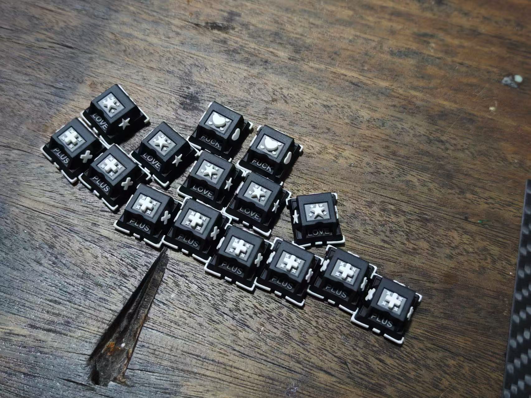 Single Three-dimensional Creat - مراجعة Gaming Home Accessories وسعره