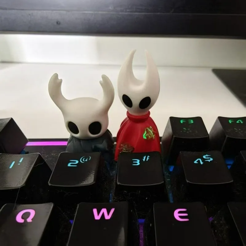 Hollow Knight Hornet & Knight  - مراجعة Gaming Accessories Decor وسعره